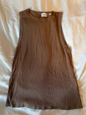 Wilfred (Aritzia) Ribbed Sleeveless Tank Top - Tan/Brown